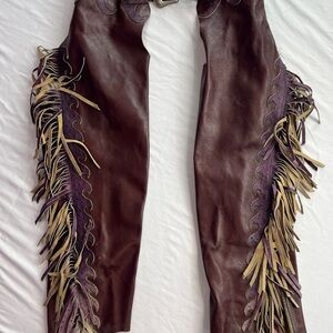*RARE* Eggplant Purple Leather Chaps‎ with Fringe and OSTRICH details